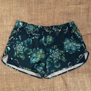 Avia Women 2XL (20) Running Shorts w/ Liner Green/yellow Floral side zipper pkts